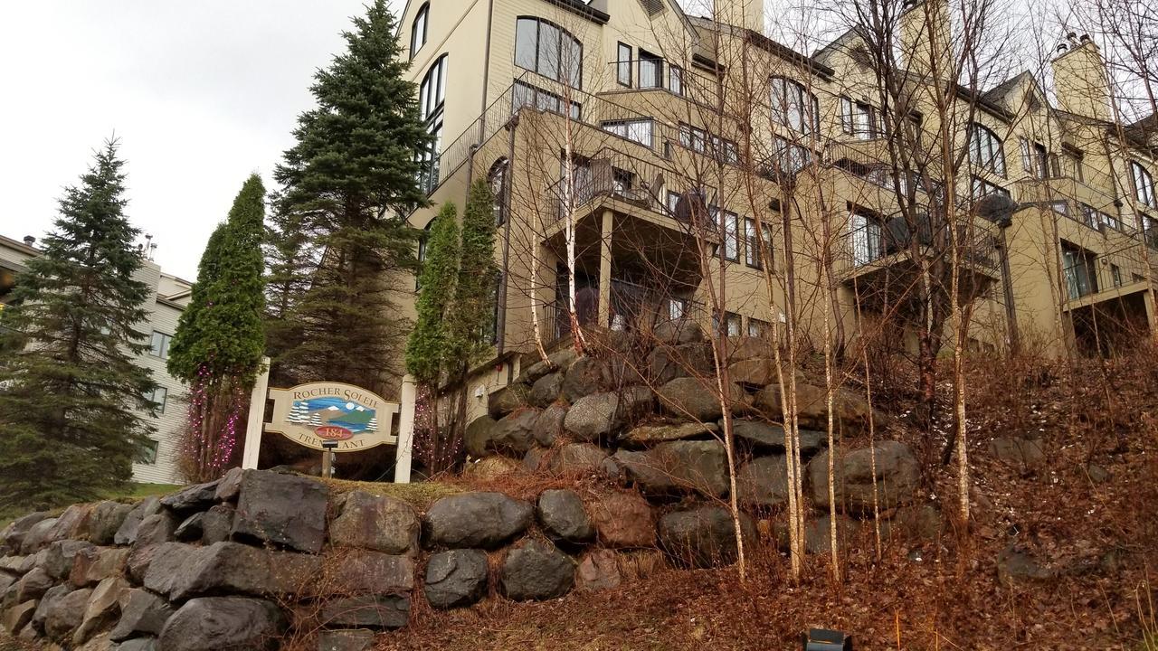 2 Bedroom Condo In Pedestrian Village By Amazing Property Rentals Mont-Tremblant Exterior photo